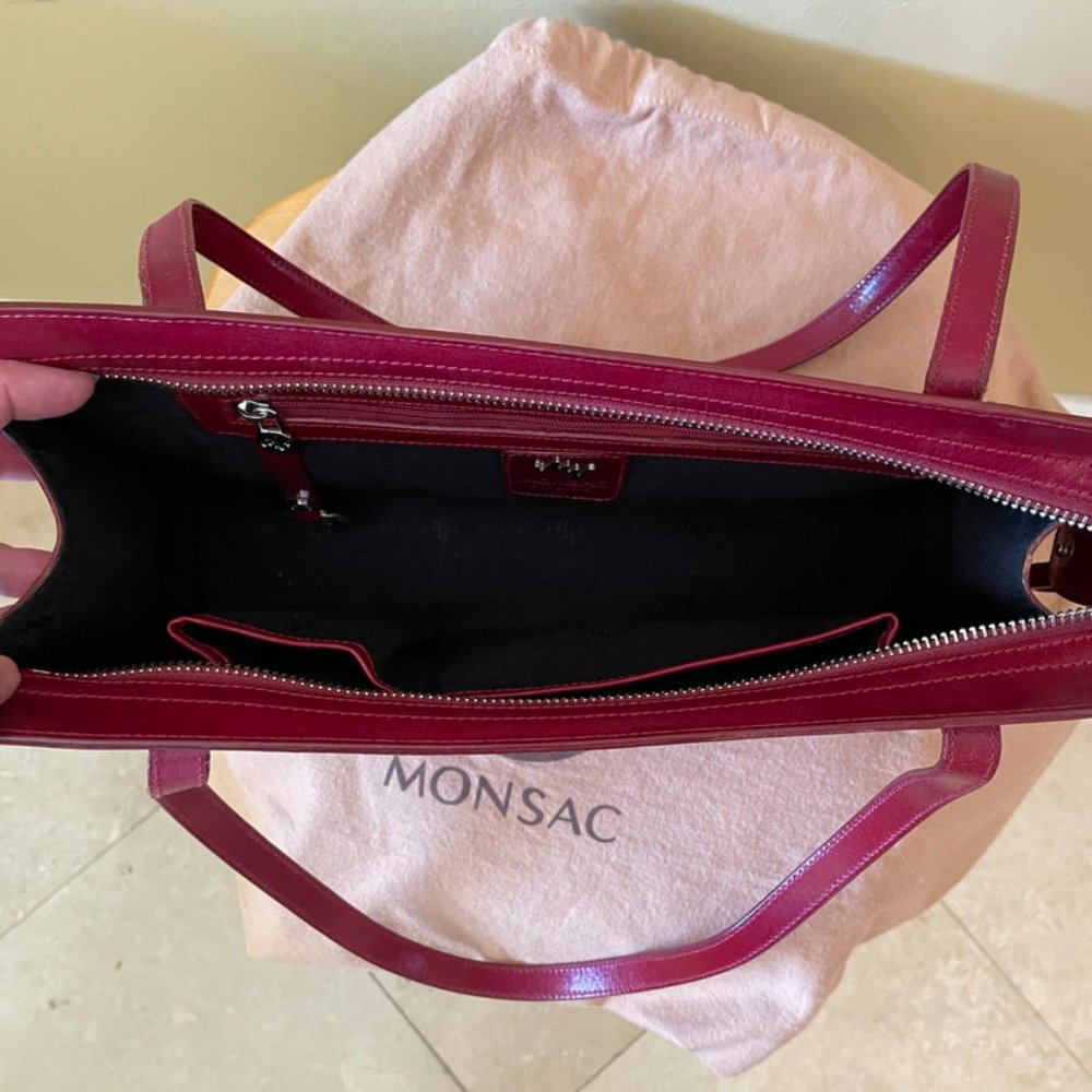 Scarlet Monsac leather handbag with matching scarl - Picture 3 of 8